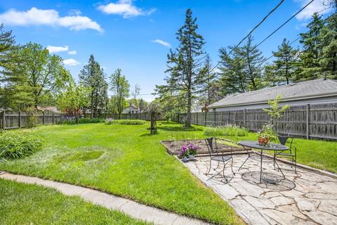 1659 E Forest Ave, Des Plaines, IL 60018 photo 16