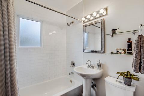 1659 E Forest Ave, Des Plaines, IL 60018 photo 13