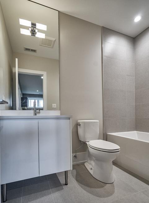 501 E 43rd St, Chicago, IL 60653 photo 33