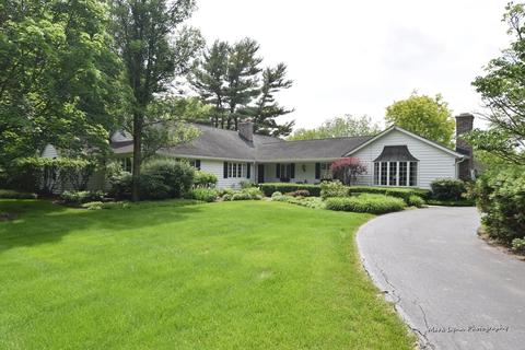 33 W981 Army Trail Rd, Wayne, IL 60184 photo 1
