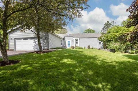 10416 Kings Ct, Roscoe, IL 61073 photo 1