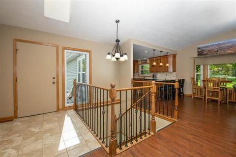 10416 Kings Ct, Roscoe, IL 61073 photo 3