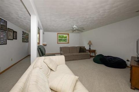 10416 Kings Ct, Roscoe, IL 61073 photo 18