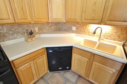 445 W 3rd St, Braidwood, IL 60408 photo 3