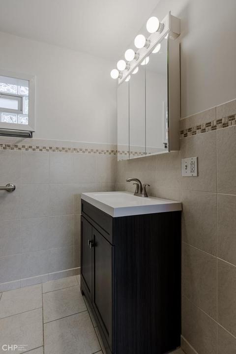 8807 S Ridgeland Ave, Chicago, IL 60617 photo 21