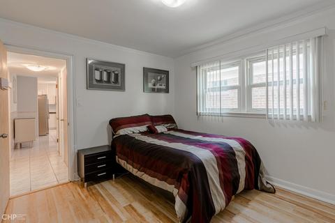 8807 S Ridgeland Ave, Chicago, IL 60617 photo 15