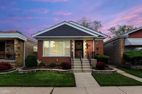8807 S Ridgeland Ave, Chicago, IL 60617 photo 3