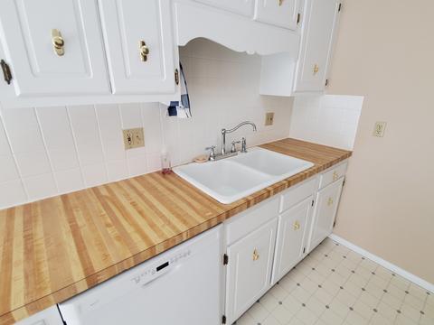 1711 King Dr #B, Normal, IL 61761 photo 9