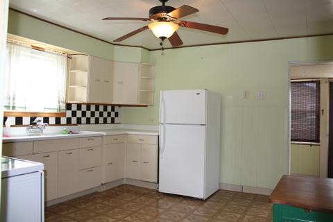 171 E Florence St, Oglesby, IL 61348 photo 9