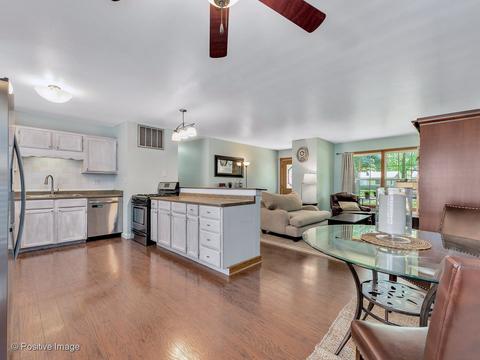 22 Hampton Rd, Montgomery, IL 60538 photo 6