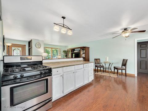 22 Hampton Rd, Montgomery, IL 60538 photo 9