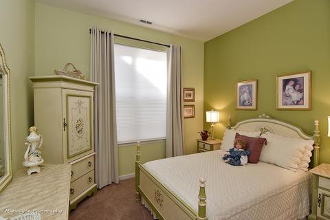 3866 Valhalla Dr, Elgin, IL 60124 photo 23