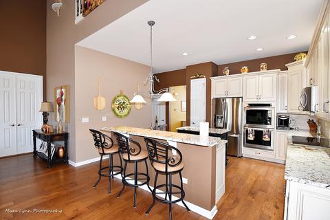 3866 Valhalla Dr, Elgin, IL 60124 photo 13