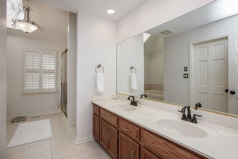 1520 Spero Ct, Wheaton, IL 60187 photo 17