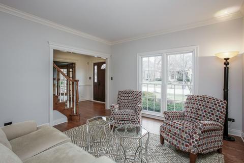 1520 Spero Ct, Wheaton, IL 60187 photo 5