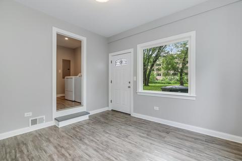 1086 Everett Ln, Des Plaines, IL 60018 photo 12