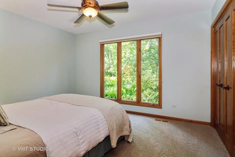 2 S370 Madison St, Wheaton, IL 60189 photo 22