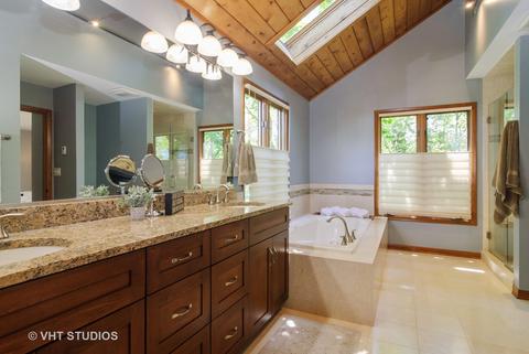 2 S370 Madison St, Wheaton, IL 60189 photo 20