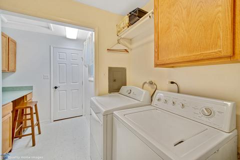 1241 Downing Ct, Wheaton, IL 60189 photo 19