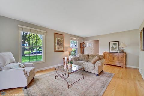 1241 Downing Ct, Wheaton, IL 60189 photo 5