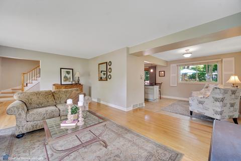 1241 Downing Ct, Wheaton, IL 60189 photo 3