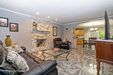 944 Bryn Mawr Ave, Bartlett, IL 60103 photo 3