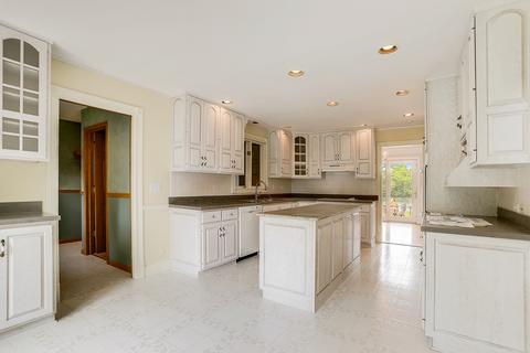 12 N735 Coombs Rd, Elgin, IL 60124 photo 8