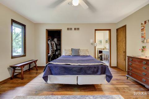 2 S240 Center Ave, Wheaton, IL 60189 photo 13