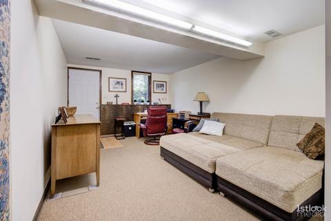 2 S240 Center Ave, Wheaton, IL 60189 photo 17