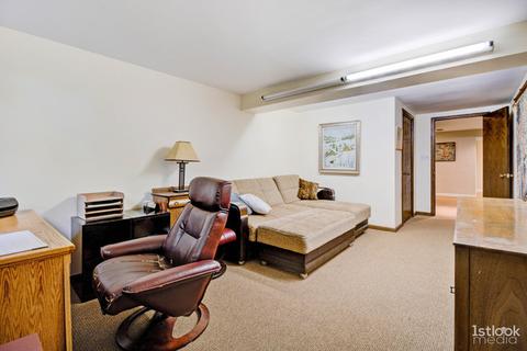 2 S240 Center Ave, Wheaton, IL 60189 photo 21