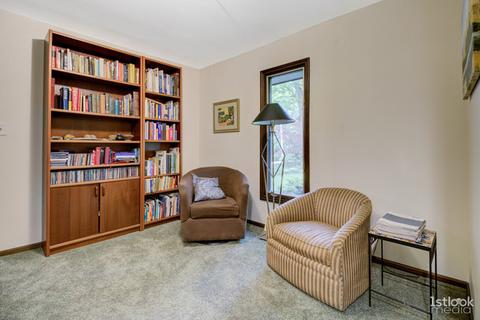 2 S240 Center Ave, Wheaton, IL 60189 photo 10