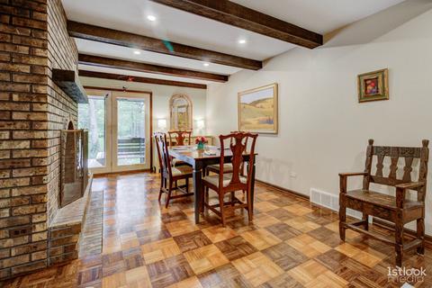2 S240 Center Ave, Wheaton, IL 60189 photo 8