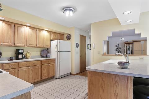 2012 S Morris Ave, Bloomington, IL 61704 photo 22