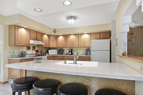 2012 S Morris Ave, Bloomington, IL 61704 photo 23