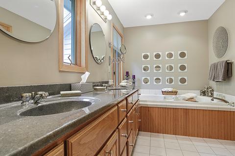2012 S Morris Ave, Bloomington, IL 61704 photo 36