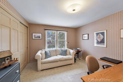 531 E Oak Ave, Wheaton, IL 60187 photo 13