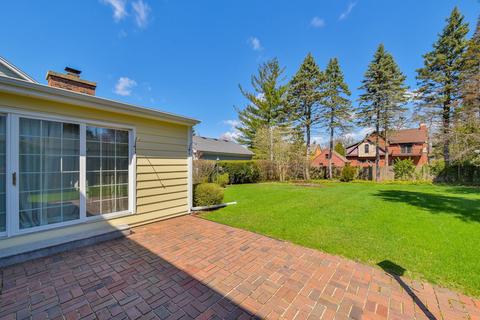 531 E Oak Ave, Wheaton, IL 60187 photo 16