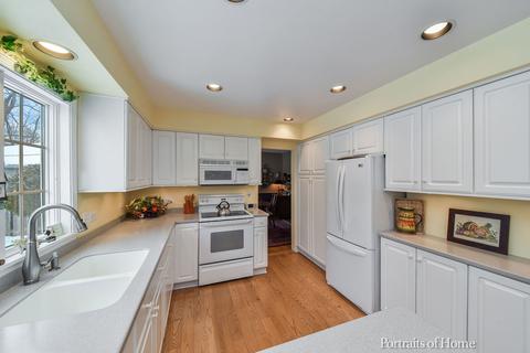 531 E Oak Ave, Wheaton, IL 60187 photo 6