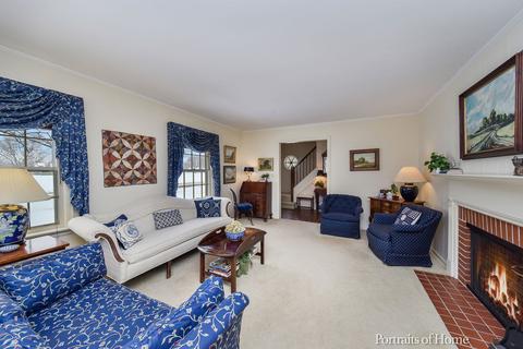 531 E Oak Ave, Wheaton, IL 60187 photo 3