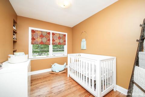 410 E Harrison Ave, Wheaton, IL 60187 photo 14