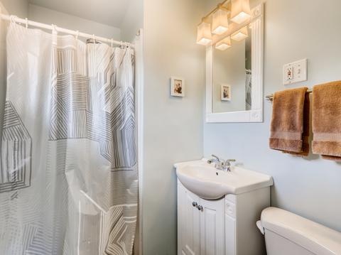 331 Radcliffe Ave, Des Plaines, IL 60016 photo 12