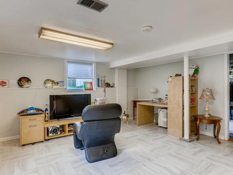 331 Radcliffe Ave, Des Plaines, IL 60016 photo 18