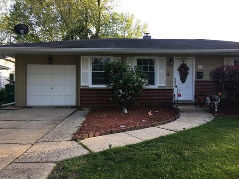 913 Valley Stream Dr, Wheeling, IL 60090 photo 1