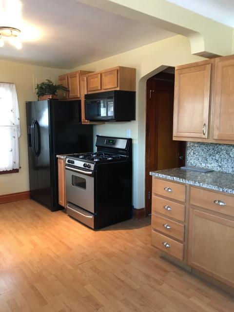 2246 S 11th Ave, Broadview, IL 60155 photo 4