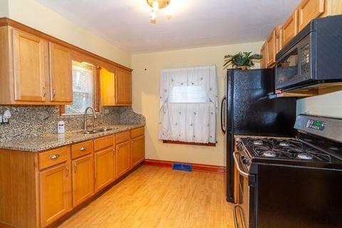 2246 S 11th Ave, Broadview, IL 60155 photo 5