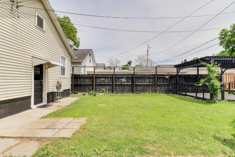 1005 E Taylor St, Bloomington, IL 61701 photo 27