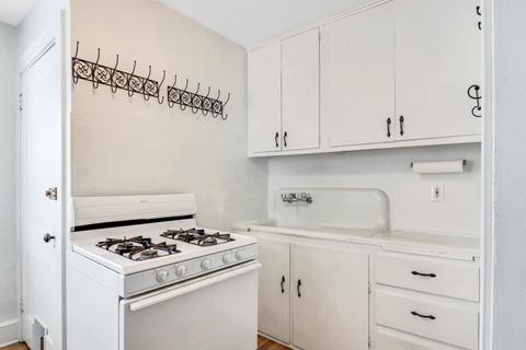 1005 E Taylor St, Bloomington, IL 61701 photo 12