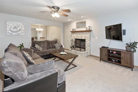 2152 Locust Rd, Morris, IL 60450 photo 5