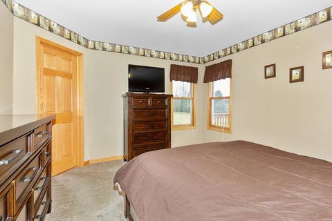 2152 Locust Rd, Morris, IL 60450 photo 8