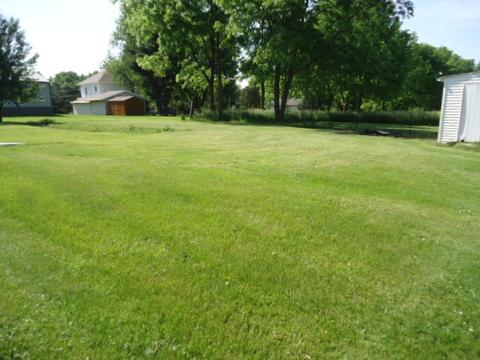 407 E Front St, Roanoke, IL 61561 photo 29